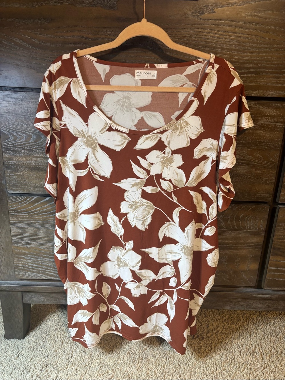 Maurices Maternity 3X Women's Rust Floral Scoop Neck Top
